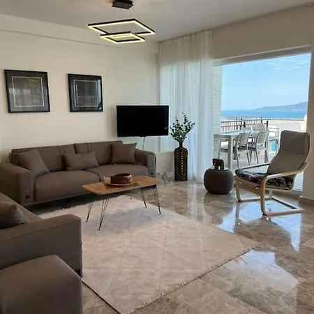 Villa 4+1 With Private Pool And Garage *